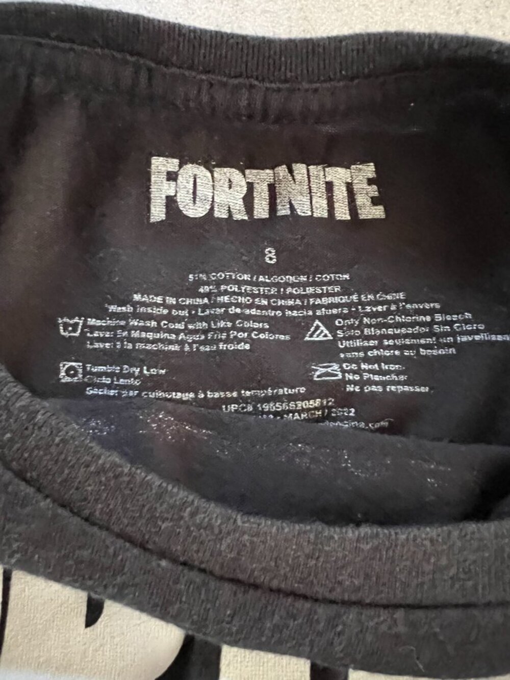 FORTNITE BOYS SIZE 8 - Picture 2 of 2